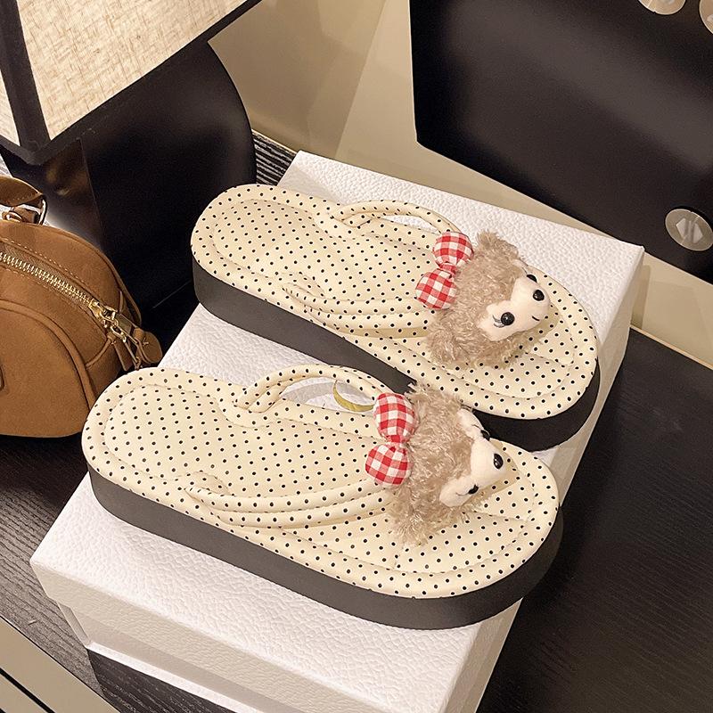 Summer new European and American outer wear polka dot thick-bottomed cool slippers pinched open-toed bear casual versatile women's flip-flops