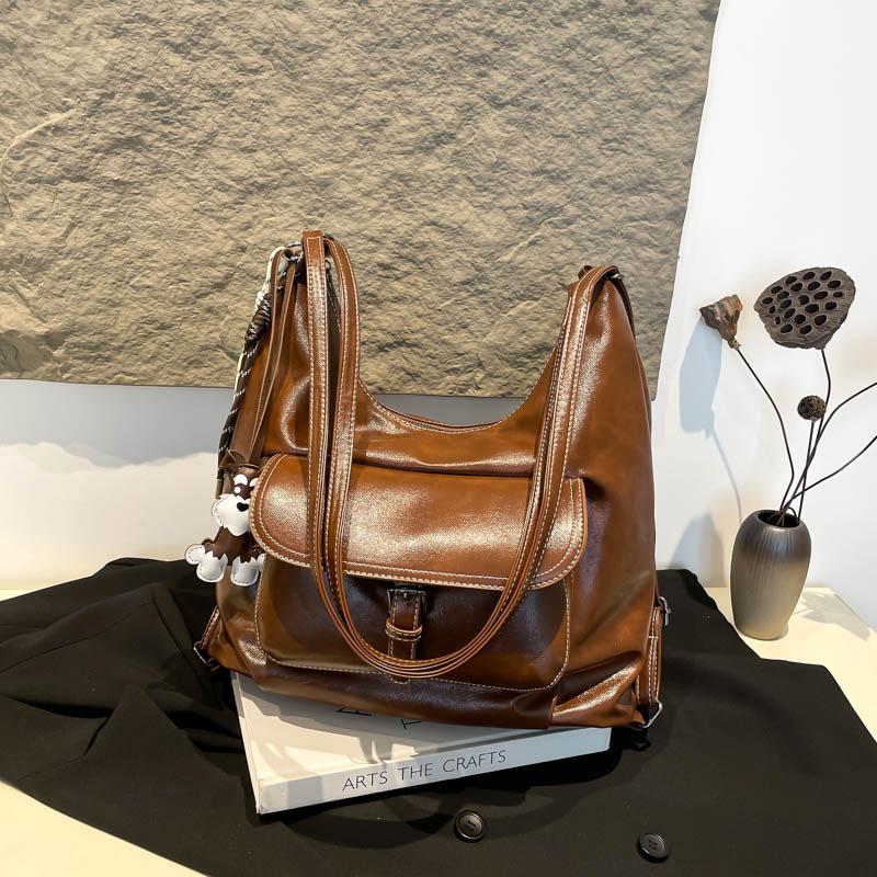 Niche retro large-capacity bag women's autumn and winter new commuter shoulder bag Maillard multi-purpose backpack