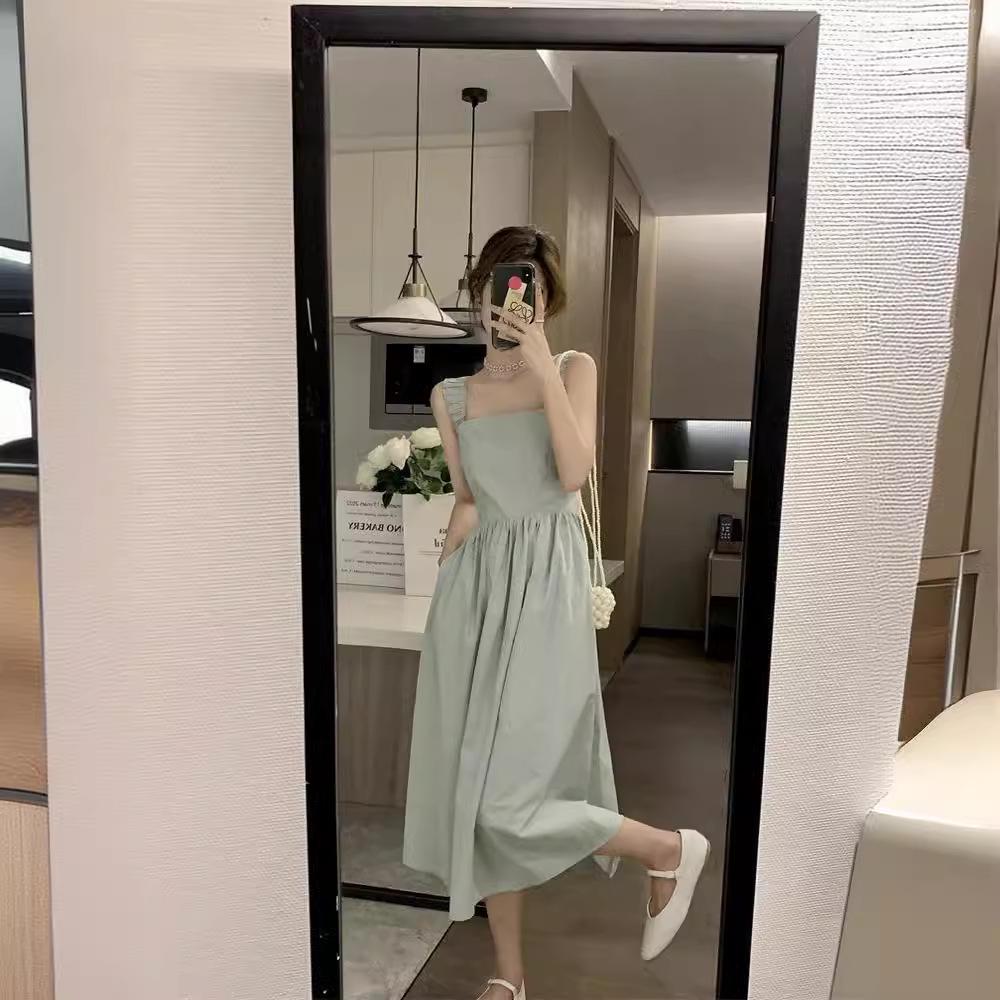 Women's 2025 Summer French Mid-Length Waist-Slimming Temperament Dress