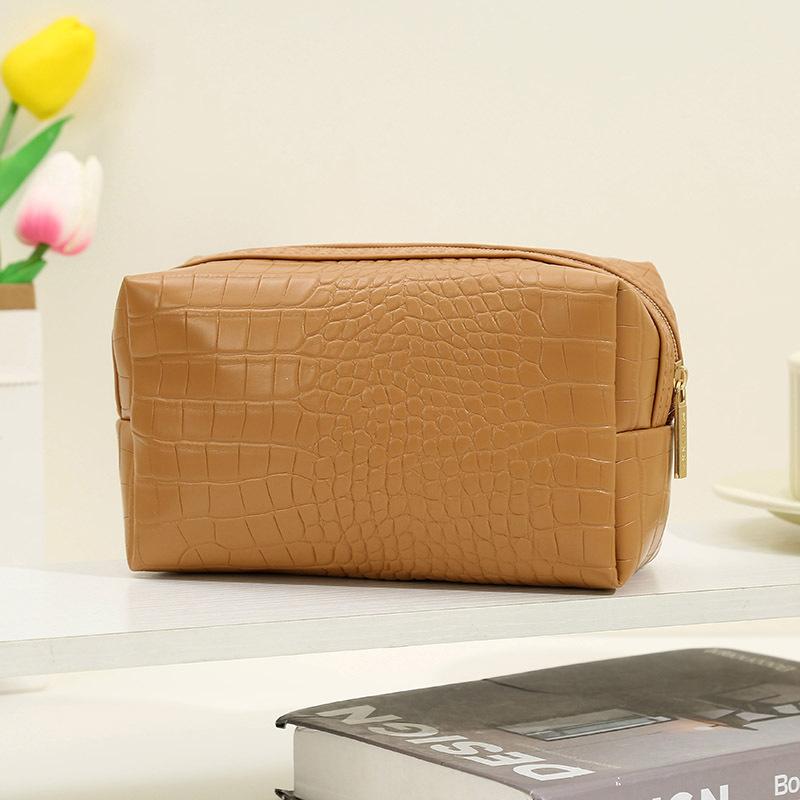 Fashion Women's Portable Cosmetic Bag Mini Jewelry Bag Lipstick Bag Travel Small Makeup Organizer Storage Bag