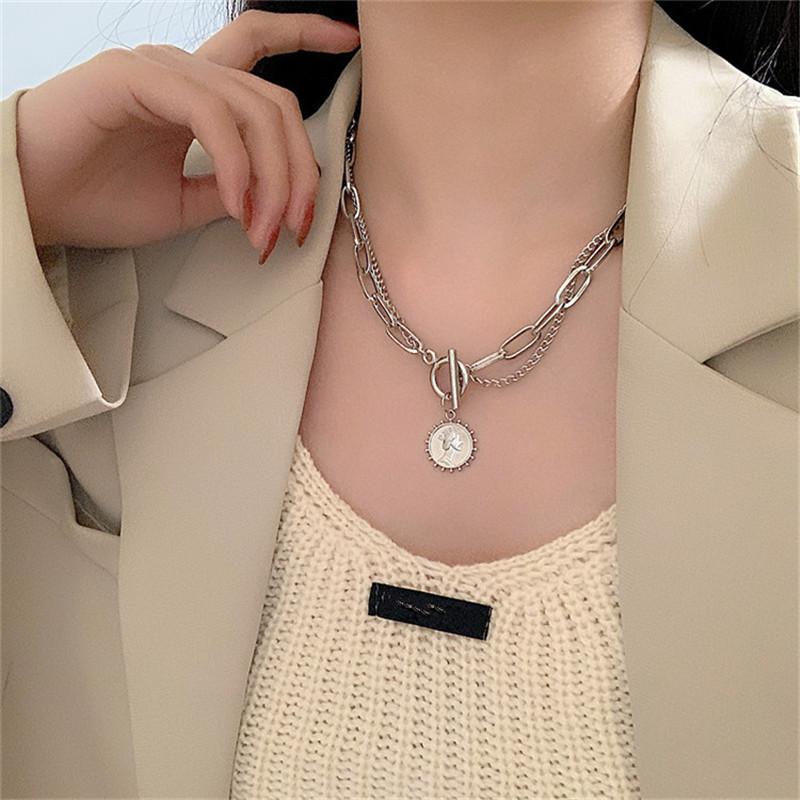 Fashion Love Heart Pendant Choker Necklace for Women Silver Color Clavicle Chain Female Party Jewelry on the Neck New