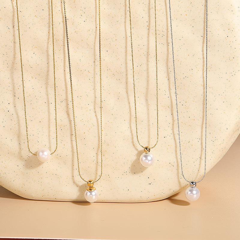 2025 New Fashion Women Temperament Freshwater Pearl Pendant Necklace Women Ins Luxury Pearl Pendant Titanium Steel Necklace