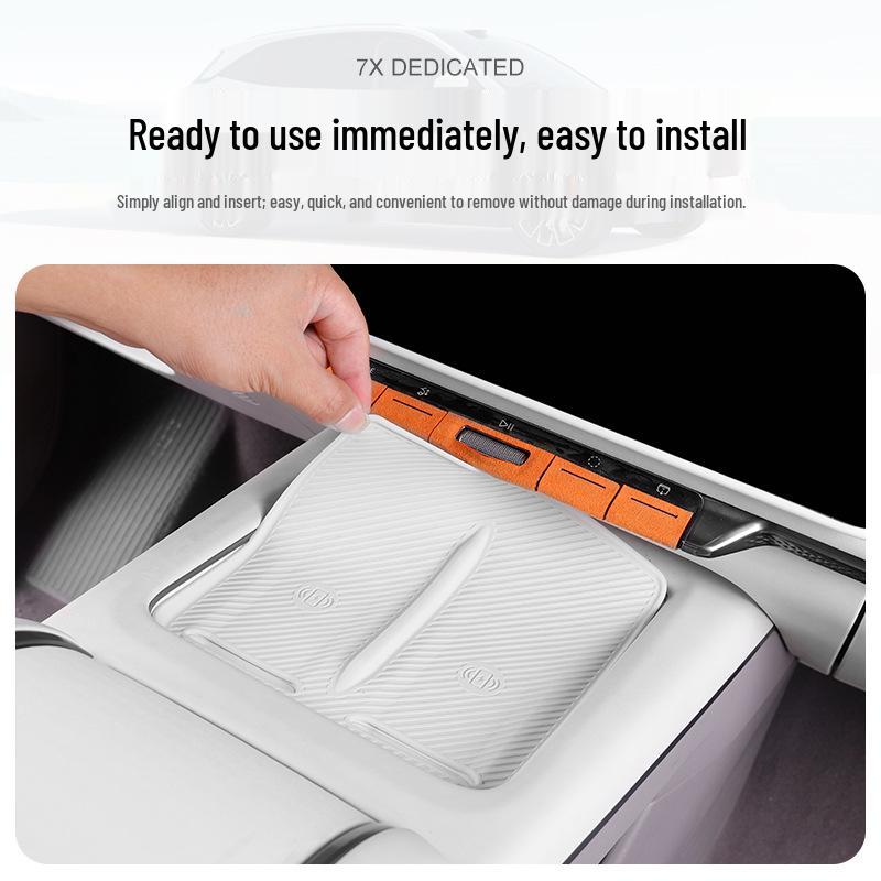 Silicone Anti-slip Mat for Zeekr 7X Wireless Charging Panel & Storage Tray