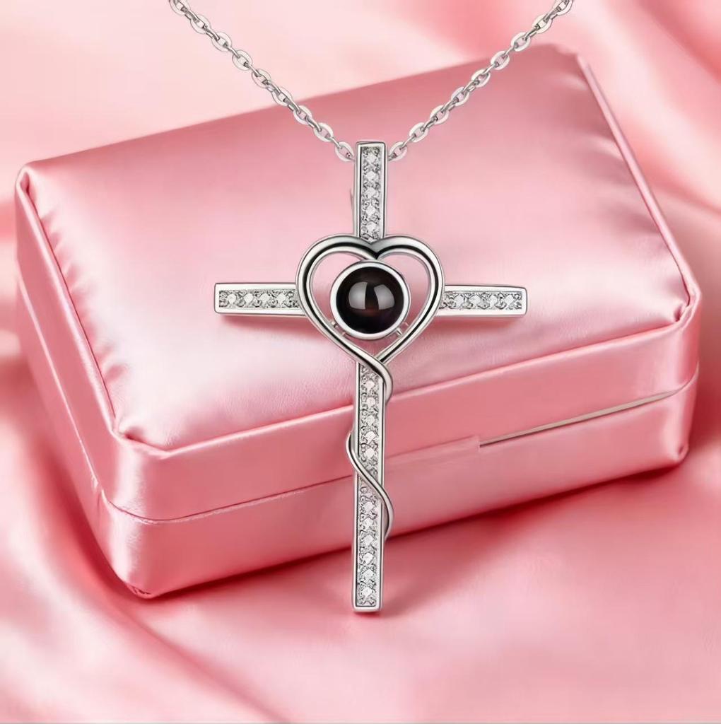 Cross-Projection Necklace with 100 Languages 'I Love You' Custom Photo Pendant - Perfect for Christmas & Valentine's Day