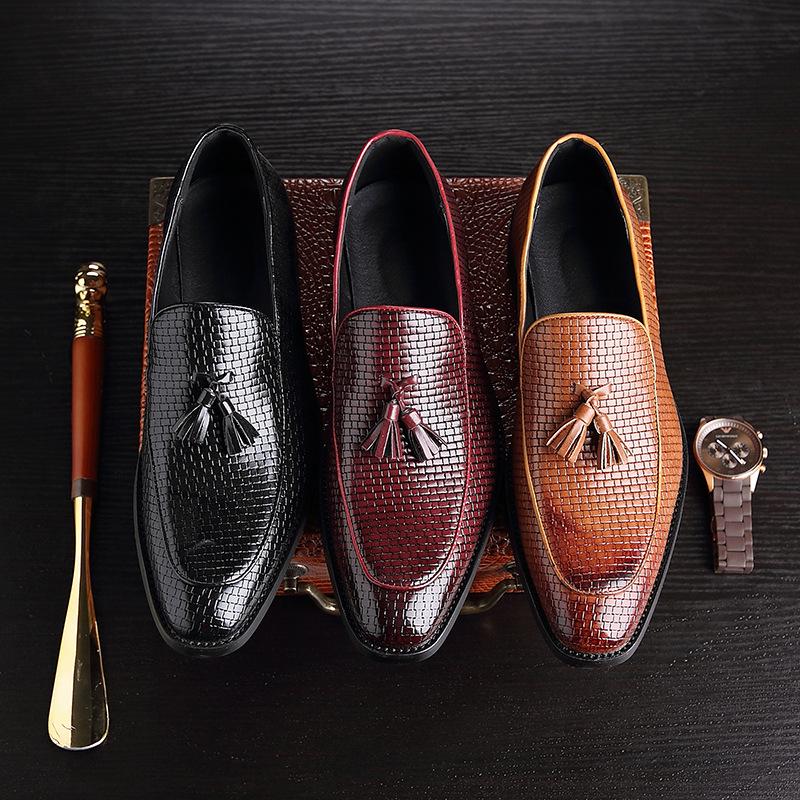 Foreign Trade Large Size 2025eaby Popular Men's British Retro Fringed Casual Shoes Trendy Men's Shoes