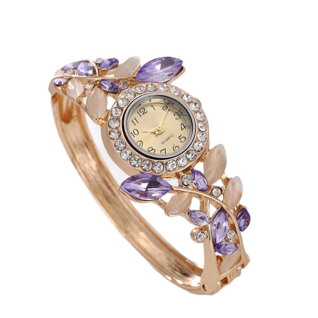 2026 New Korean Women's Diamond Set Leaf Quartz Watch