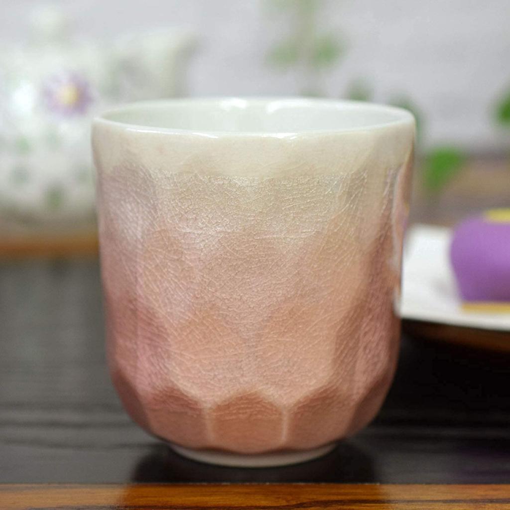 Stilvolle Kutani-Ware Teetasse mit silberner Glasur, rosa, perfekt zum Feiern Ihres 60. Geburtstags. Hergestellt in Japan.