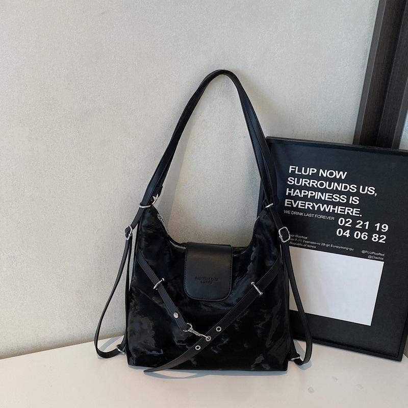 

Casual commuter tote bag women s large-capacity new niche shoulder messenger bag multi-functional backpack