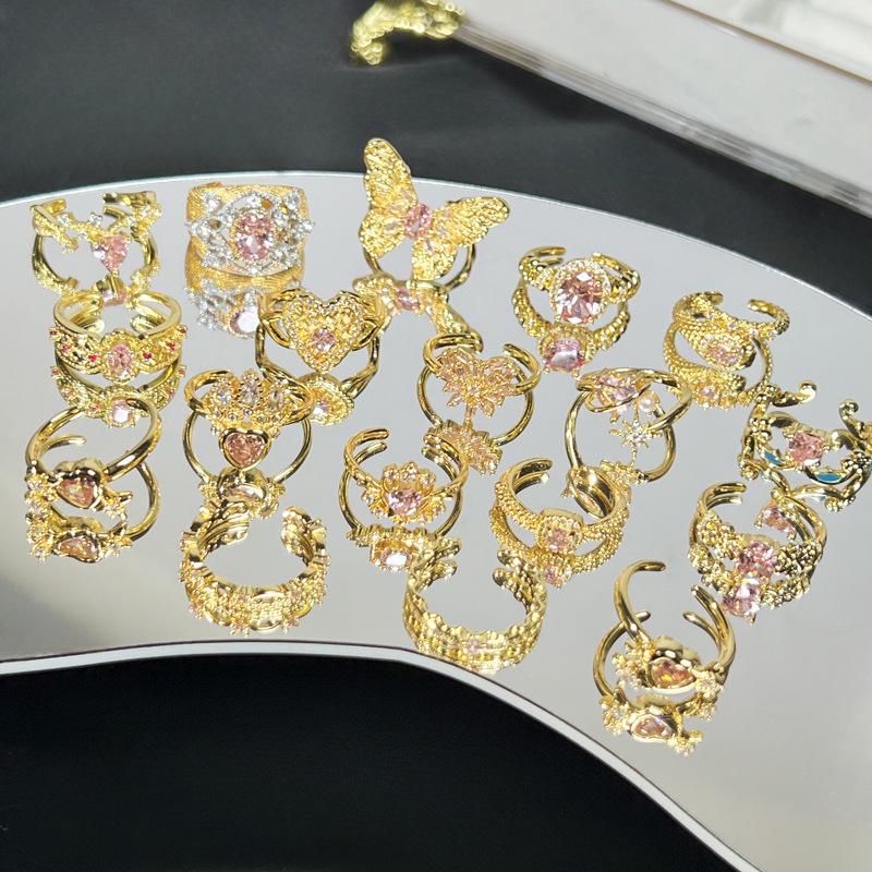 Exquisite Pink Diamond Butterfly Crown Ring: Fashionable, Versatile, Unique Design for Women