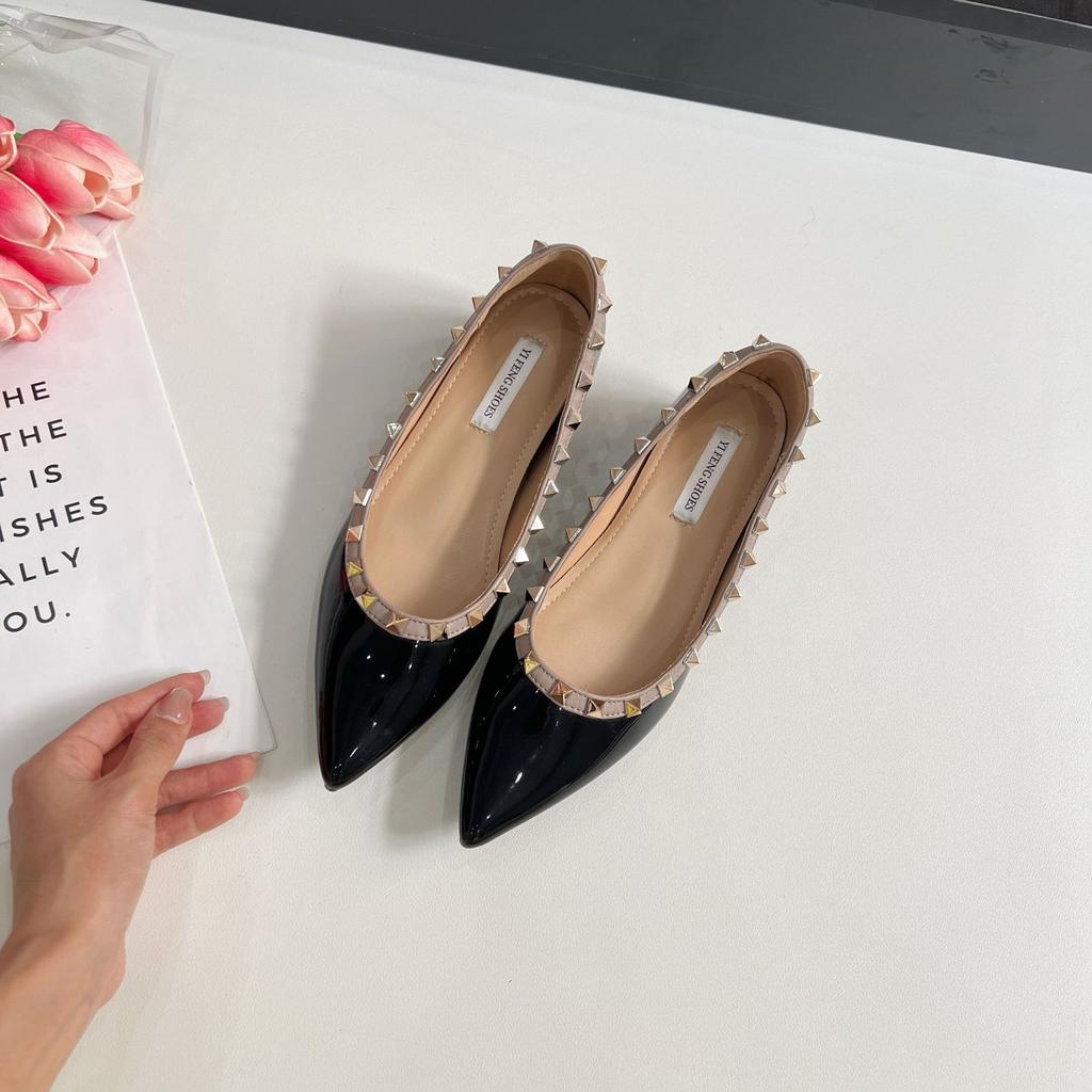 Height Increase 5cm Rivet Patent Leather Pointed Flat Shoes Women's 2025 Spring New Sexy V Home Micro Open Toe Shallow Mouth Single Shoes