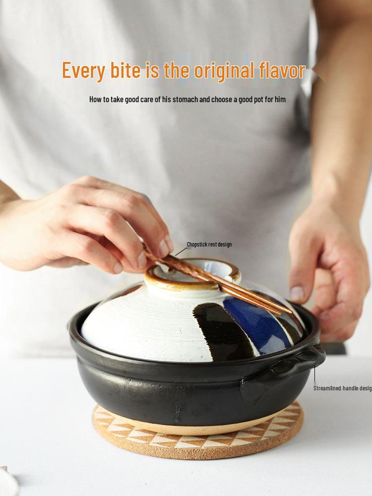 Japanse Keramische Kleipot: Multi-Use Stoofpot, Rijstkoker, Gas- en Inductiekookplaat - Kleine Maat Steen en Platte Pan voor Soepen.