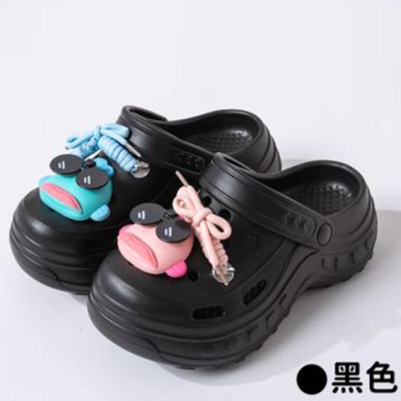 New hole shoes women's indoor and outdoor stepping on shit feeling comfortable and breathable eva slippers thick-soled slippers wholesale