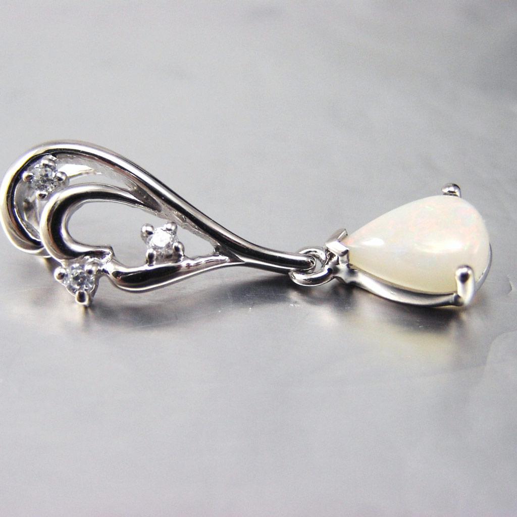 Les Trésors De Lily [F6080] - Pandantiv din argint „Zeița Opalului” placat cu argint alb (rodiu) - 25x8 mm