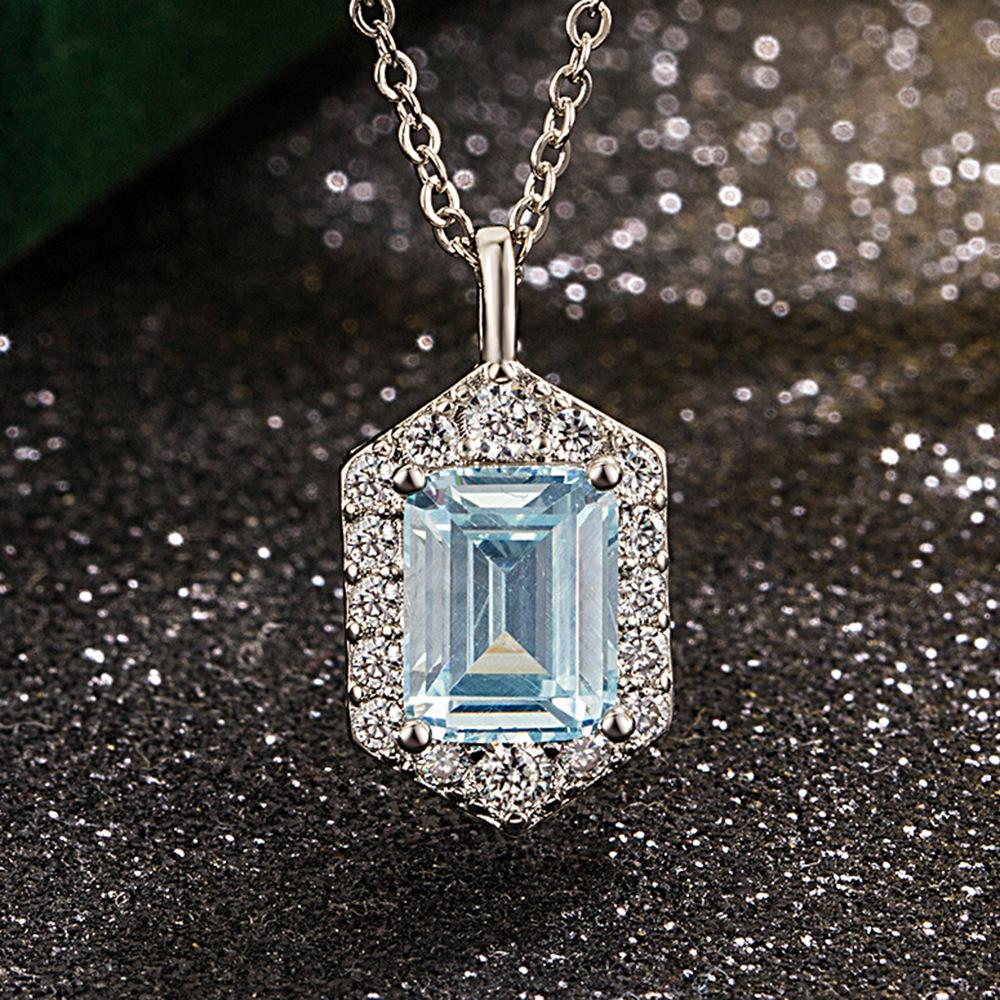 Summer Water Chestnut Necklace, High-end Fashion Commuter Necklace for Women, Light Luxury Zircon Jewelry