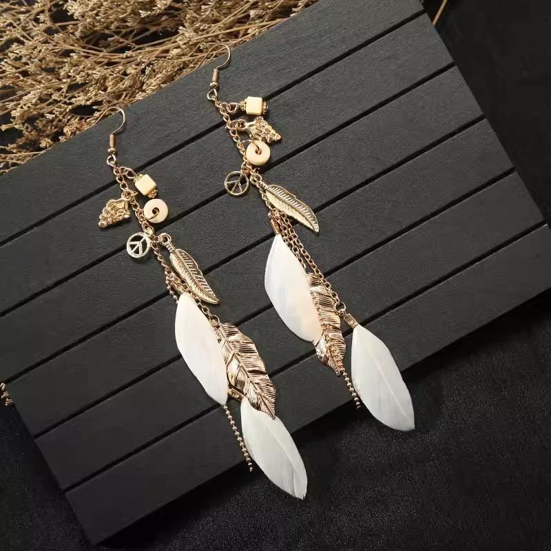 

Bohemian Feather Dangle Earrings Long Chain Metal Charm Pendant Lightweight Fashion Jewelry for Women and Girls One Size