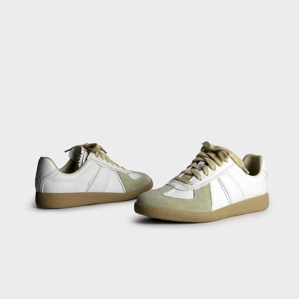 2025 autumn new fashionable and comfortable platform German training shoes women wear front lace-up color matching rubber sole casual shoes