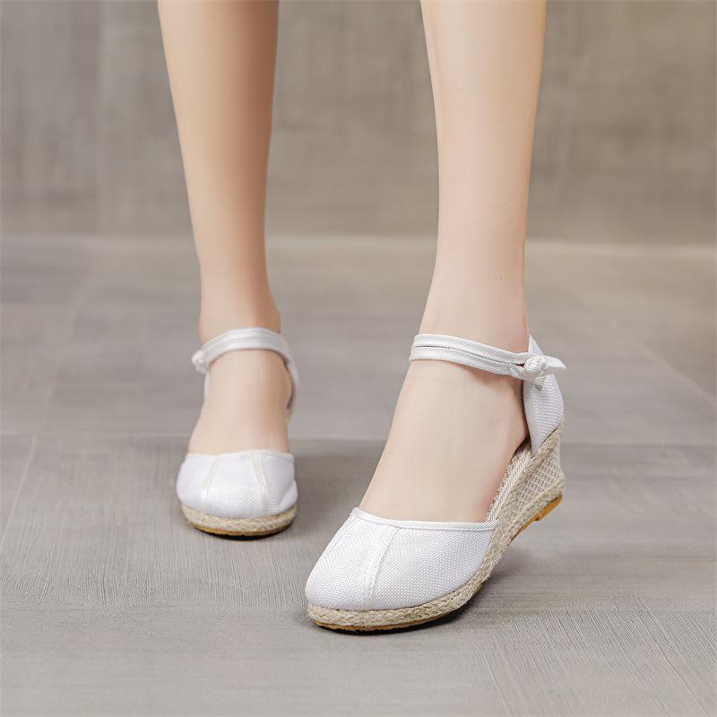 

Женские босоножки на танкетке в корейском стиле 2025: Удобный заостренный носок с пряжкой и льняным дизайном 39 белый