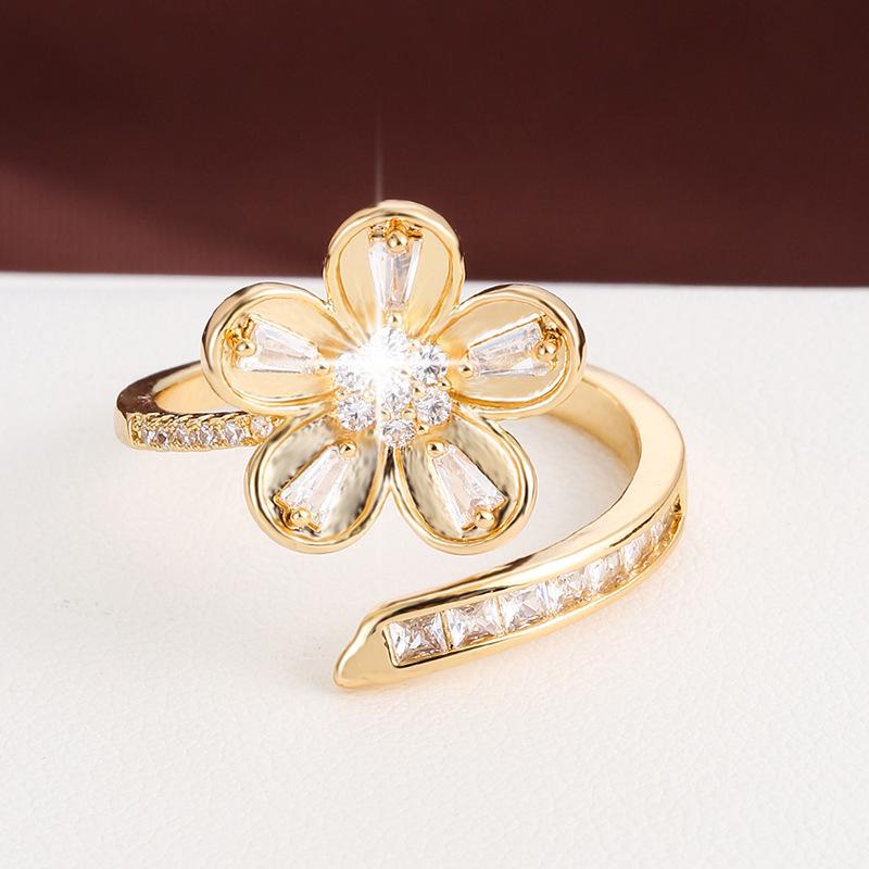 Exquisite Pastoral Sweet Daisy Open Ring - Versatile Pure Copper Women's Jewelry