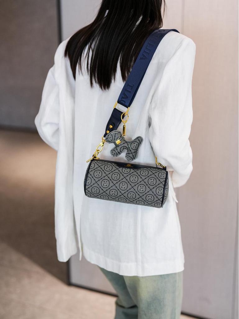 2025 Women's Chic Hot Shoulder Cylinder Crossbody Bag - Stylish & Versatile High-End Pillow Design