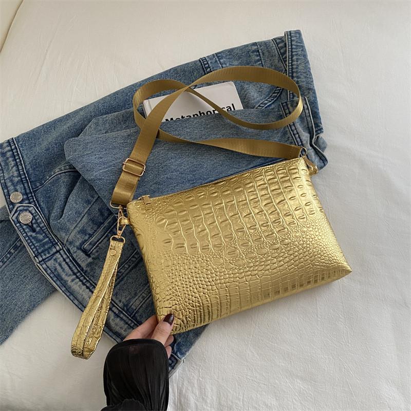 Fashionable Small Square Bag For Women Stylish Commuter Bag Vintage Design For 2024 Summer