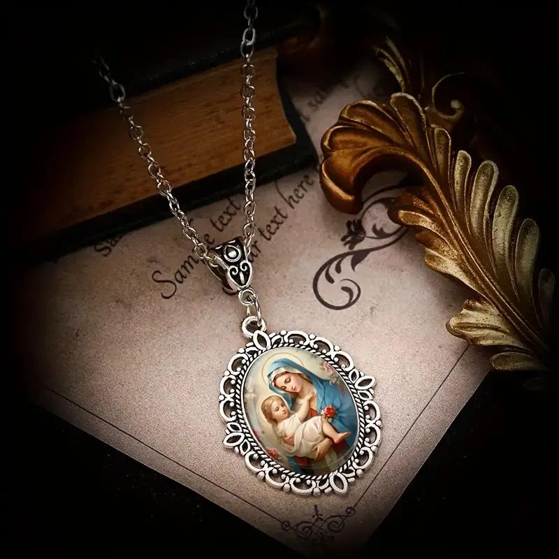 Stylish Retro European Style Patterned Glass Pendant and Stainless Steel Chain