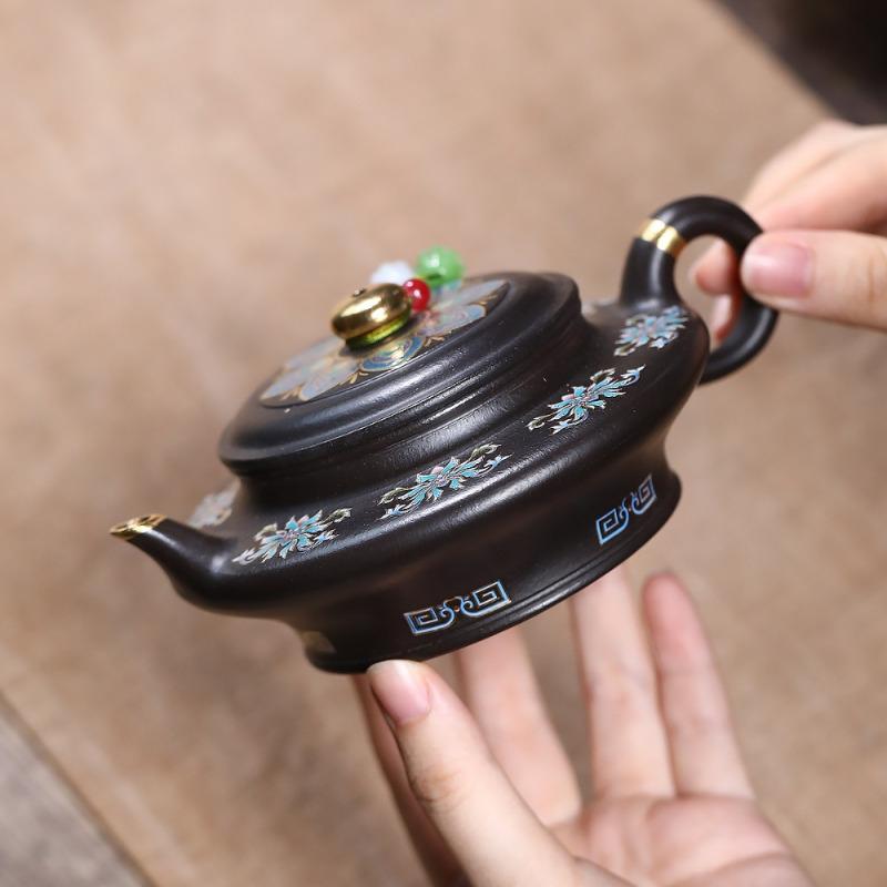 

210ml Creative Yixing Purple Clay Teapots Handmade Colour Enamels Pot Raw Ore Zhu Mud Kettle Zisha Tea Set Tea Services Supplies