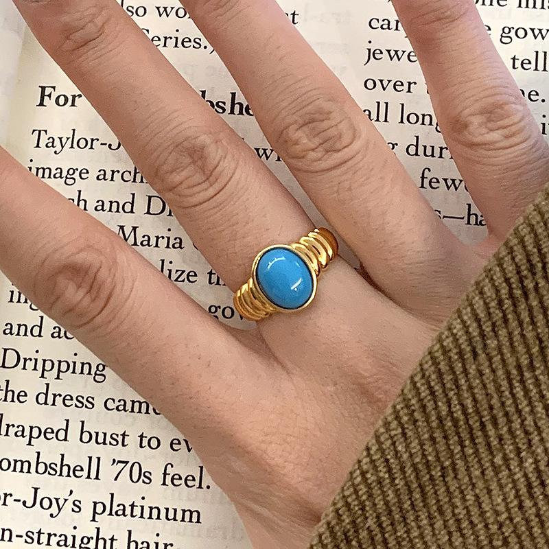 Classic Turquoise Rings for Women Fashion Stripe Design Glossy Charm Design Ellipse Blue Ring Party Fine Gift