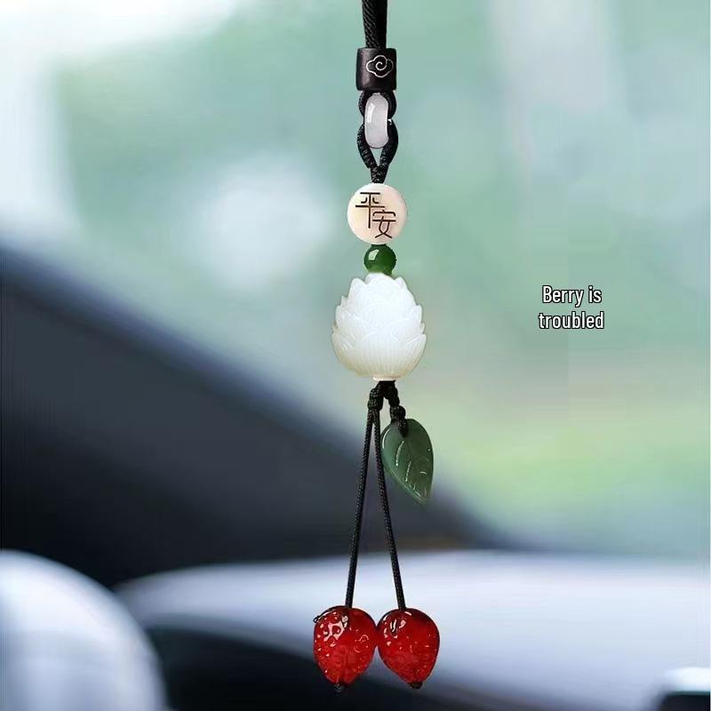 Sandalwood Little Deer Car Charm: Gourd Ornament for Rearview Mirror