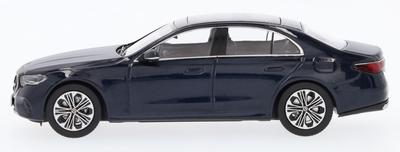 Oryginalny Avantgarde Nautic Blue [Kolekcja Mercedes-Benz] Klasa E (W214) 1/43