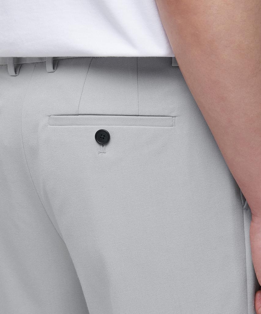 Musinsa Standard Lightweight Hidden Banding Half Slacks [Light Gray]