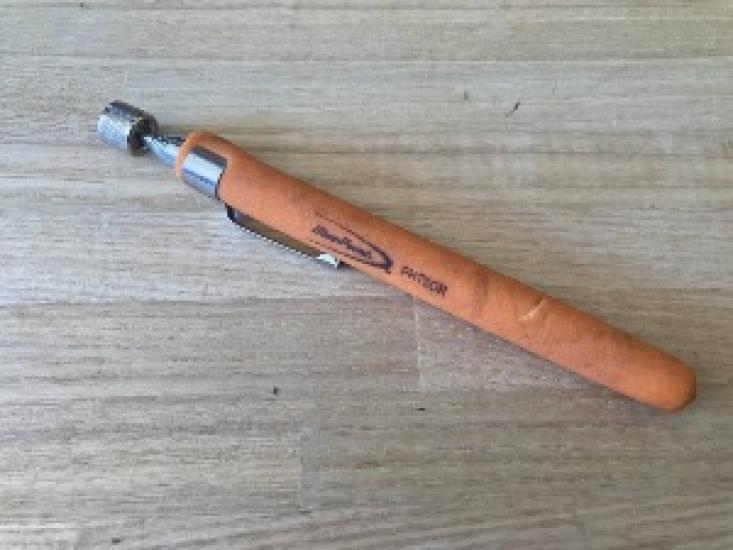 

Snap-on BluePoint PHT5OR Magnetic pick-up tool ORANGE USED