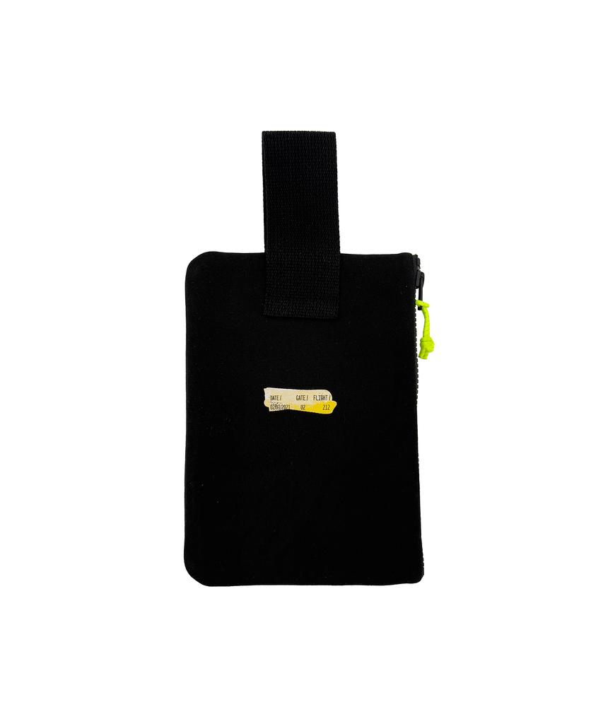 Get It On Signature Strap Pouch_Black