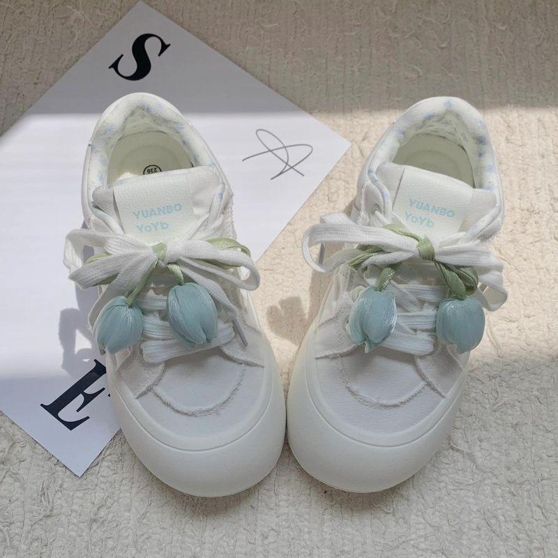 Fashion commuter round head thick sole white shoes women's spring and autumn new versatile sports and leisure board shoes