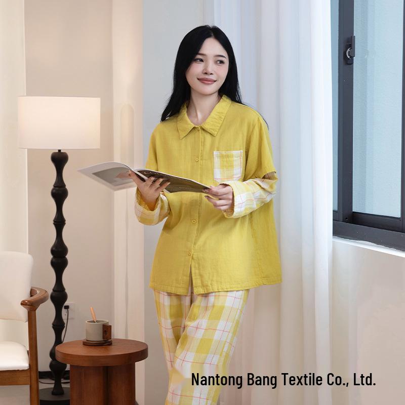 

Женский пижамный комплект Yisejia из хлопковой марли для весны и осени - Парный стиль с дизайном «два в одном» M (Women: 80-110 jin / Men: 110-140 jin)