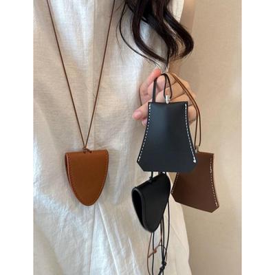 Magnetický kožený klip na náhrdelník na sluneční brýle: Dámský multifunkční řetízek na brýle a doplňky