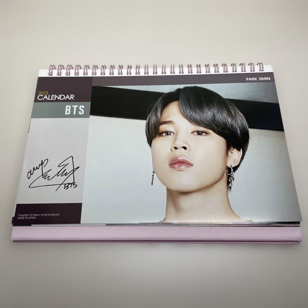 

[Б/У] Календарь BTS 2022-2023 Чимин