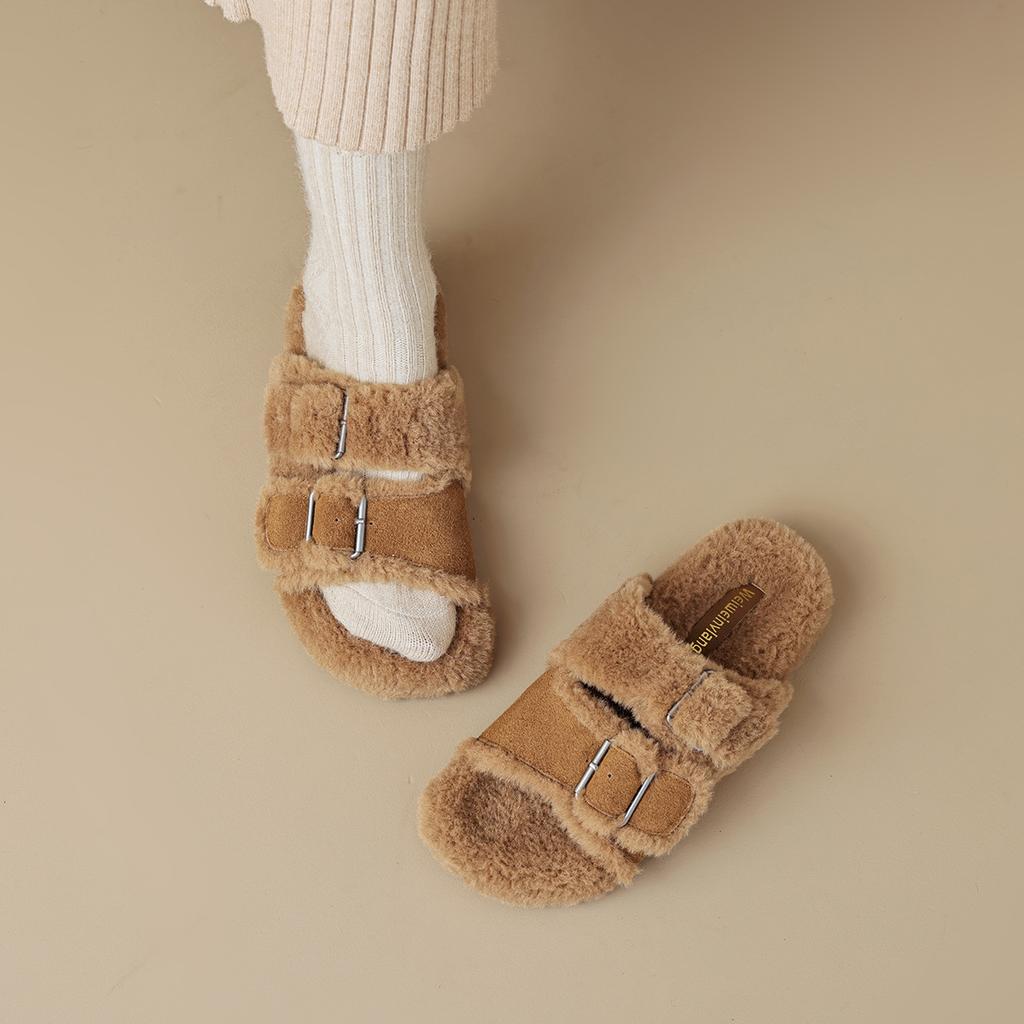 Thick-bottomed leather fluffy slippers for women's winter wear with velvet cotton mops