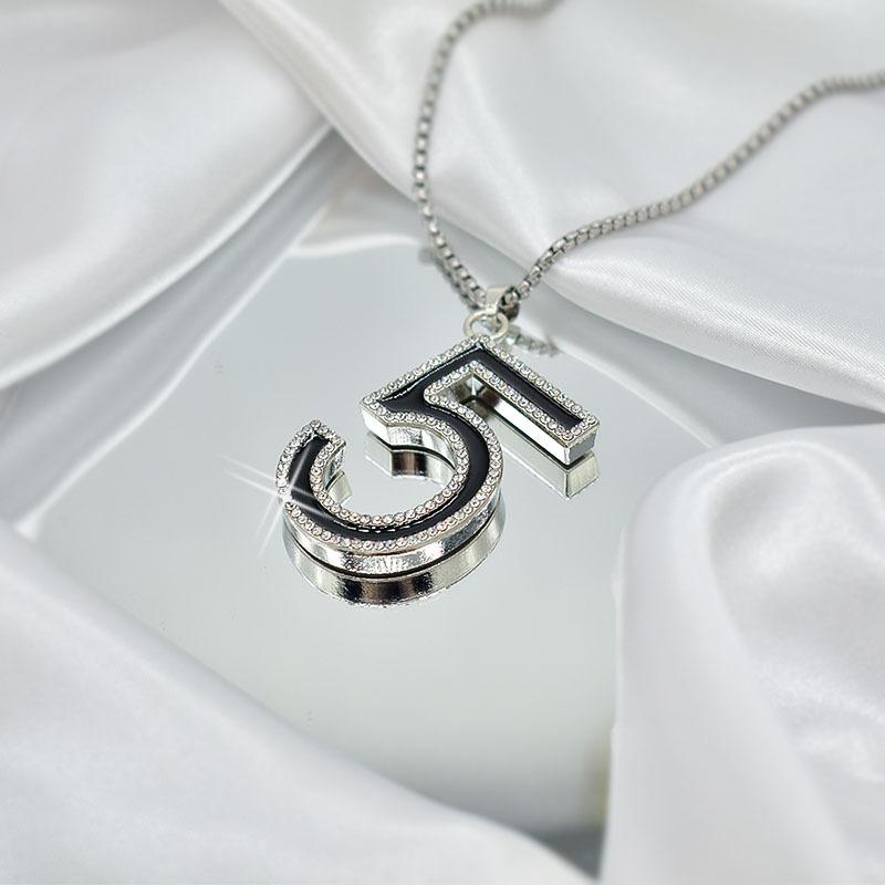 Numbers, Letters 5 Necklaces, Micro-Inlaid Zircon Hip-Hop Models, Simple And Trendy Fast Hair