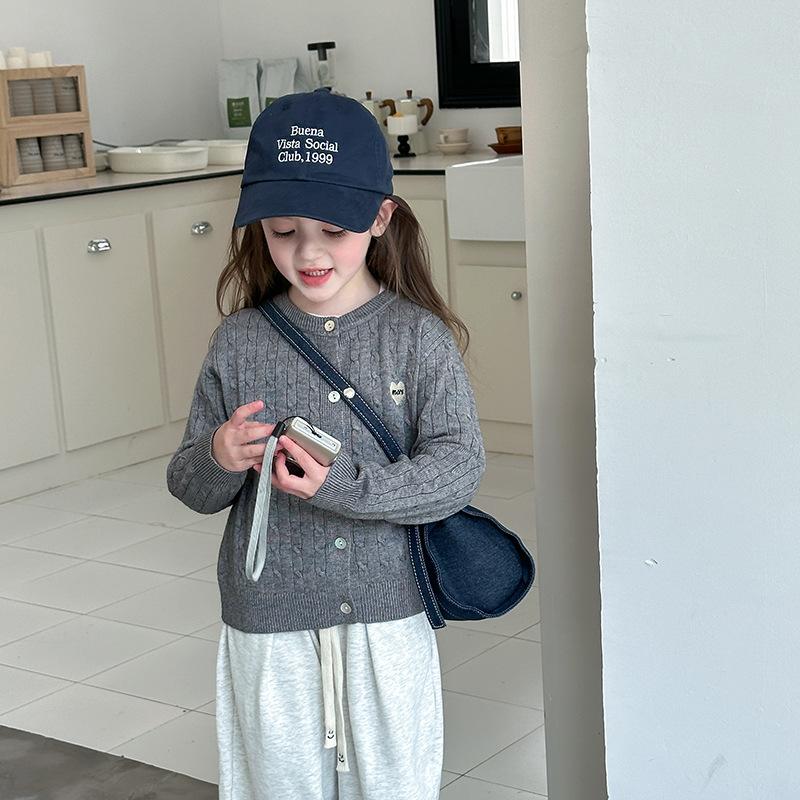 

Детский повседневный свитер осень девочка сладкая любовь вязаный кардиган пальто 140cm серый