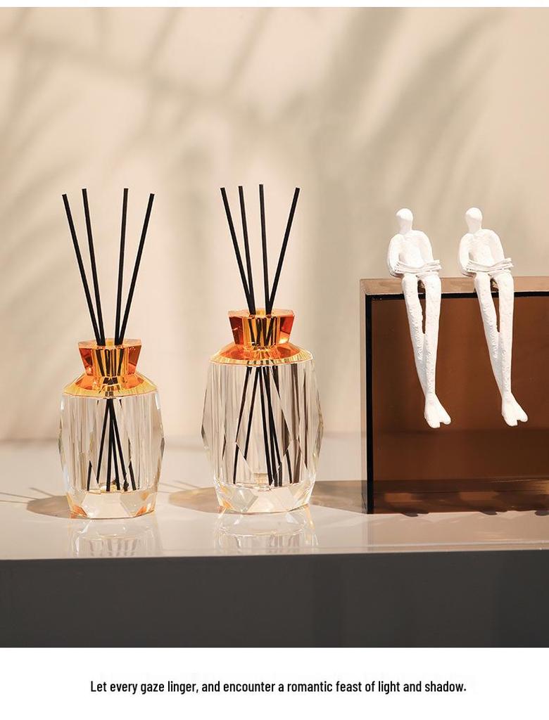 Luxury Crystal Aromatherapy Bottle for Hotel or Bedroom Fragrance