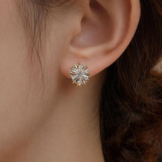 1 Pair Snowflake Stud Earrings for Women, Cubic Zirconia Wedding Engagement Statement Earrings, Winter Snowflake Jewelry Accessory