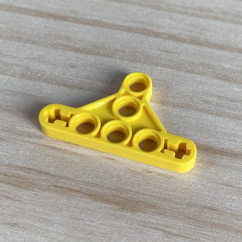 

Совместимо с 99773 Отечественный конструктор Механические общие запасные части 3X5 Треугольное плечо Тонкий 1 piece