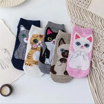 Chaussettes plates de dessin animé pour femmes Style coréen Adorable Chat Chien Design Coton Chaussettes courtes Pour Printemps Automne Chaussettes de cheville confortables
