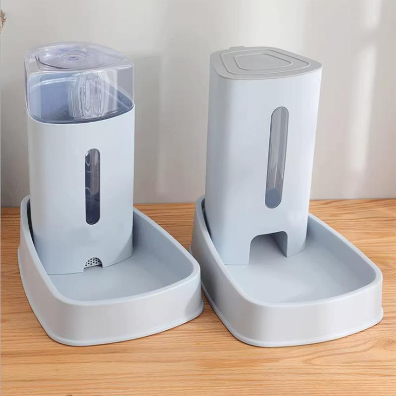 3.8L Eco-friendly Plastic Pet Feeder Dog Cat Automatic Water and Food Feeder Dispenser Bowl Grain Storage Barrel