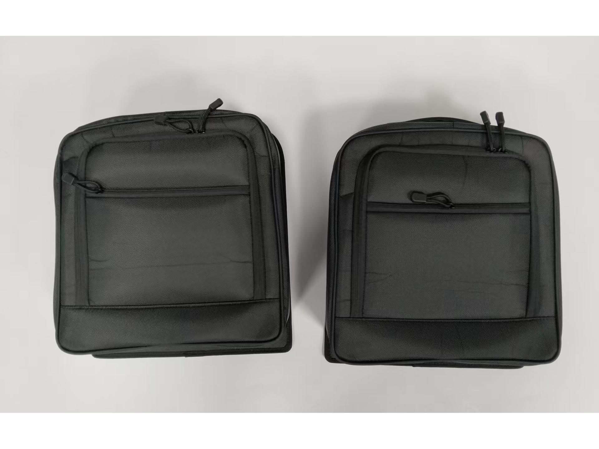 

Multi-Functional Storage Bag for Land Rover Defender Side Windows with Secure Suction Cups Left side window