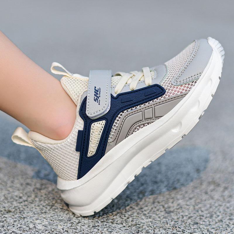 2026 new sports shoes casual mesh breathable shoes medium and large children's non-slip and lightweight running shoes