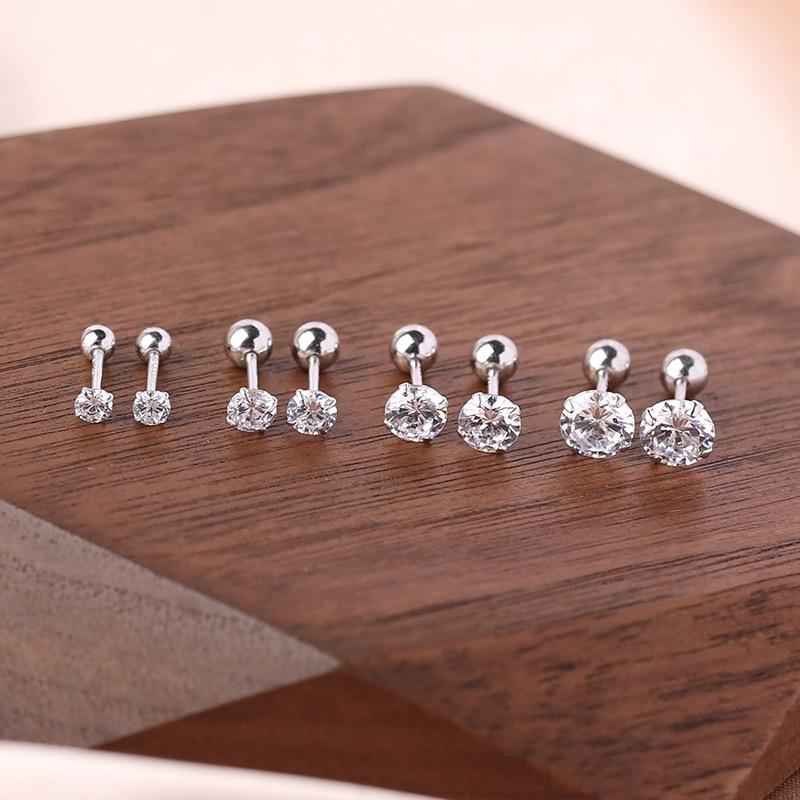 Men's Diamond Earrings: High-End, Unique Design with White Zircon, Stylish, Versatile, and Handsome.