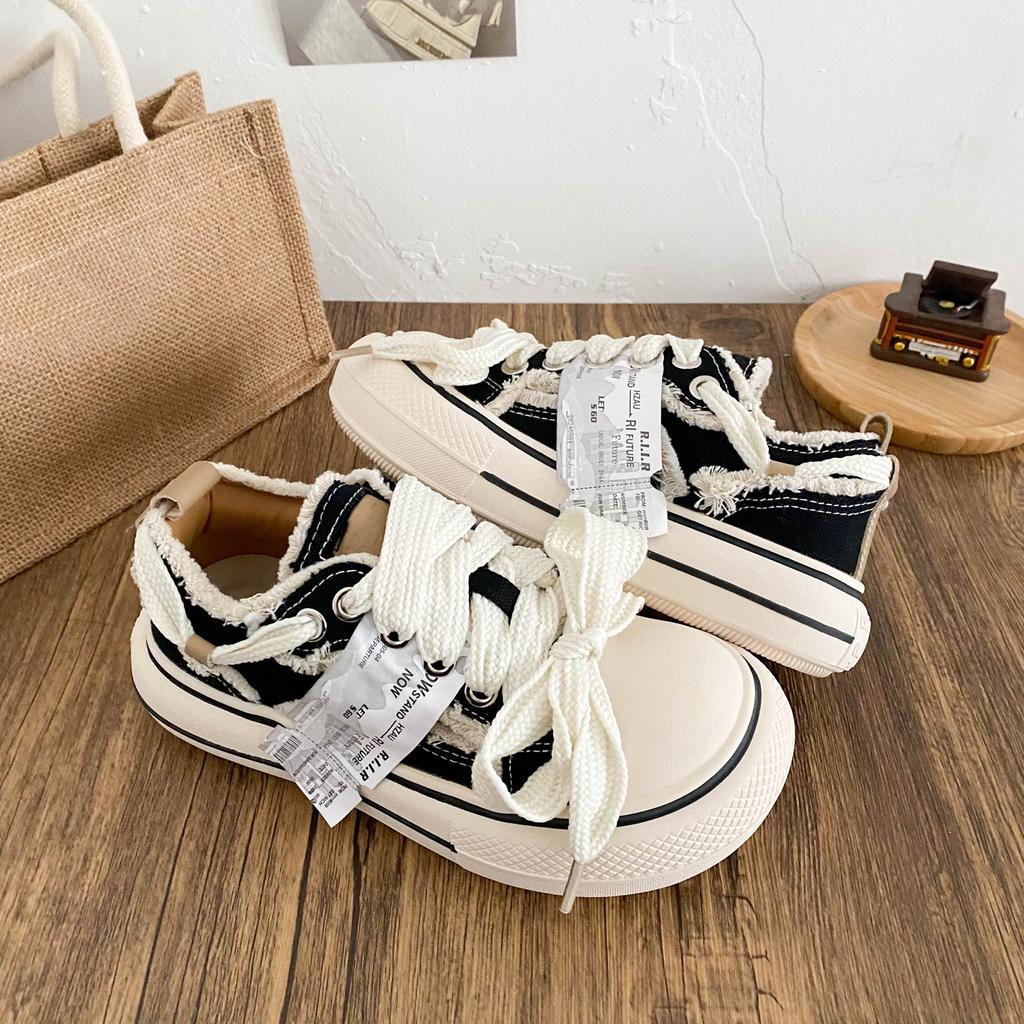 XY-A217 Latex Insole/ugly Cute Platform White Shoes Women's Shoes Big Head Board Shoes 2025 New Bread Canvas Shoes