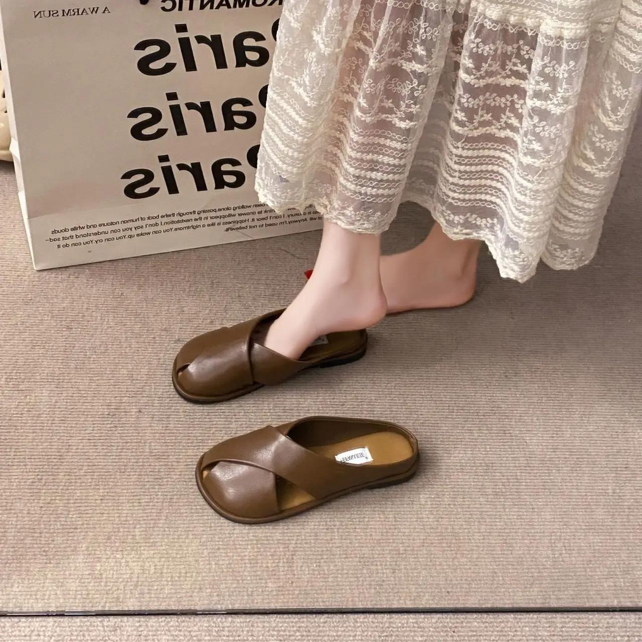 

Женские шлепанцы на низком каблуке, сандалии с круглым носком, новая коллекция, шикарная и элегантная обувь для женщин, удобные элегантные шлепанцы для легкой носки 37