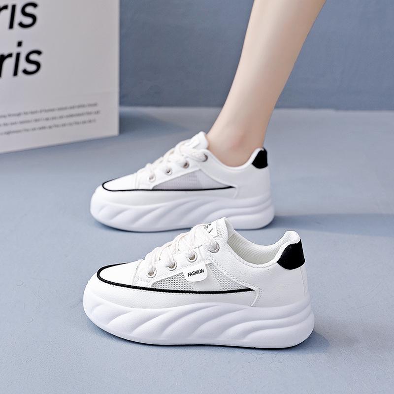 

Stepping on shit feeling white shoes women s 2024 new popular summer hollow board shoes sports net shoes women s breathable mesh surface 7 40 білий